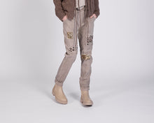 Load image into Gallery viewer, CM 21270 - TAUPE &amp; GREY
