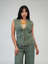 Load image into Gallery viewer, LN6159 VEST

