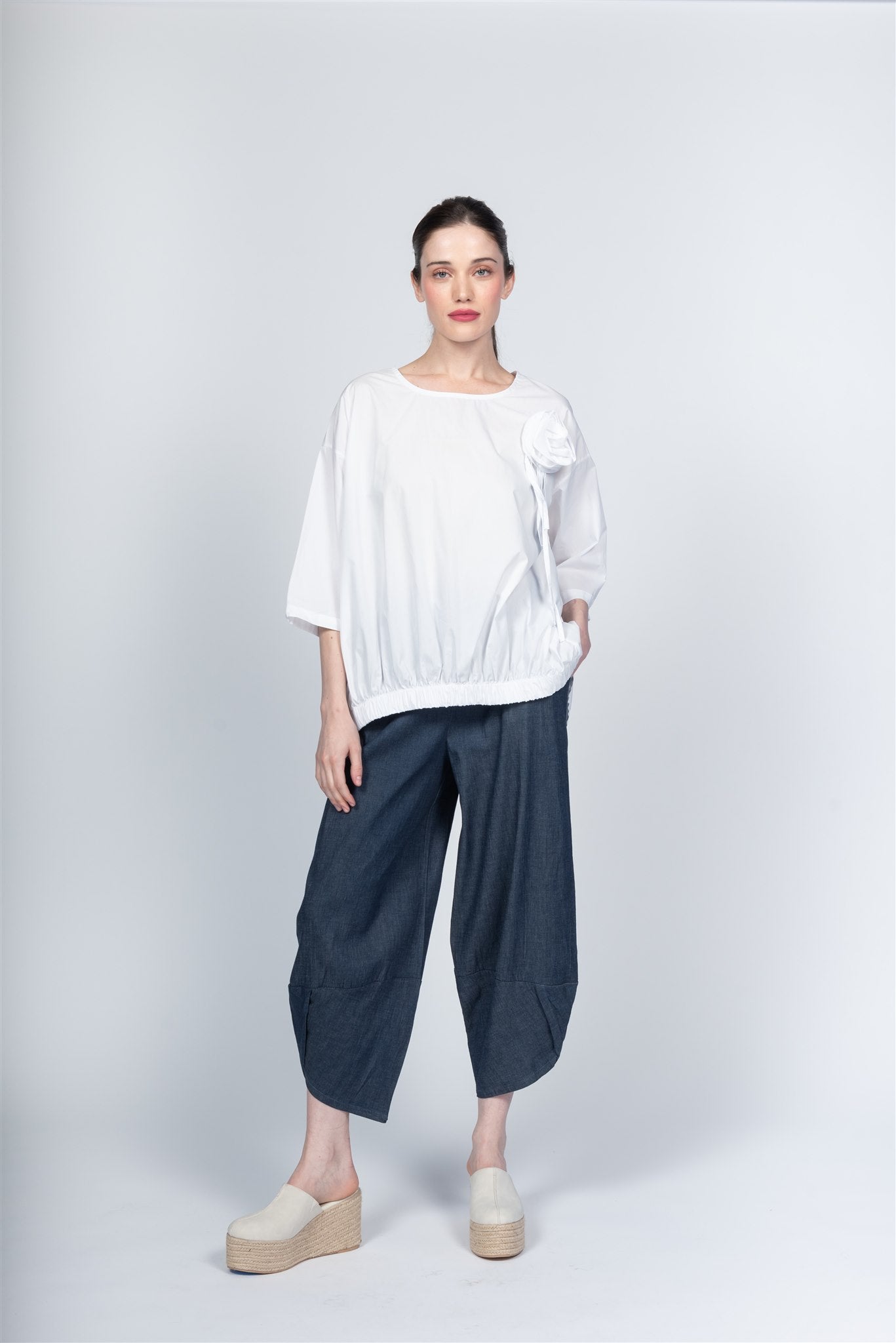SM2222 TOP