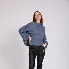 Load image into Gallery viewer, CR 72779 - JEANS
